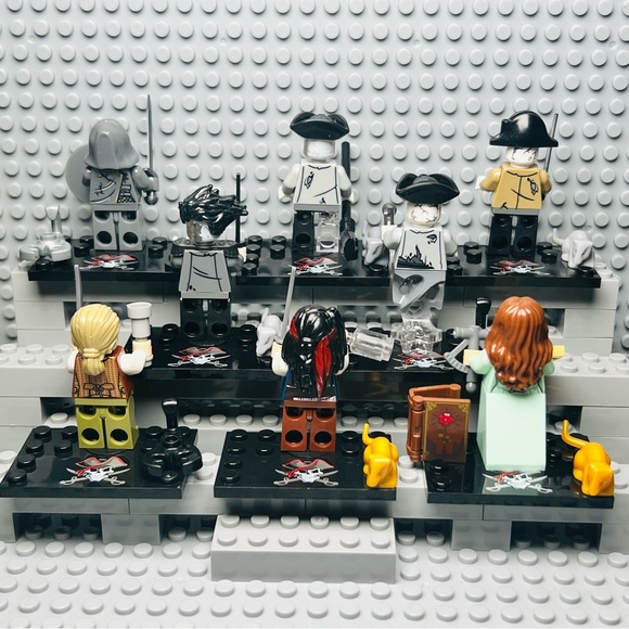 Pirates of the Caribbean: Dead Men Tell No Tales Custom Minifigures Lot of 8 - Picture 6 of 6